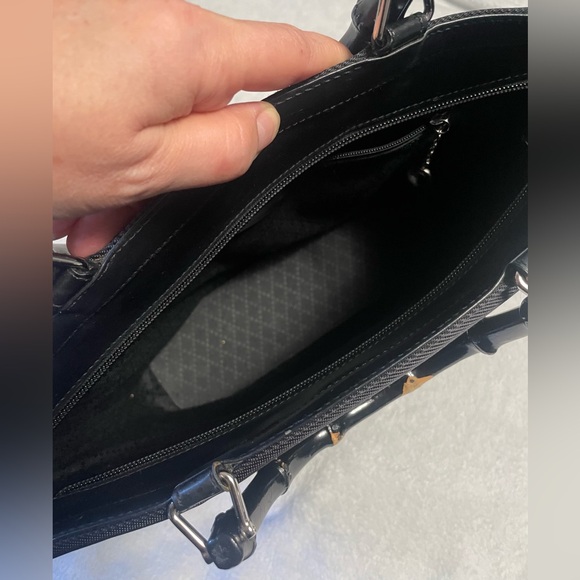 GUCCI Bamboo Black Textured Canvas 2 Way Shoulder / Crossbody - Picture 13 of 17